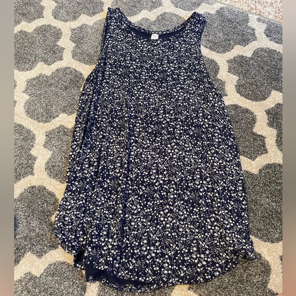 Old navy tank top